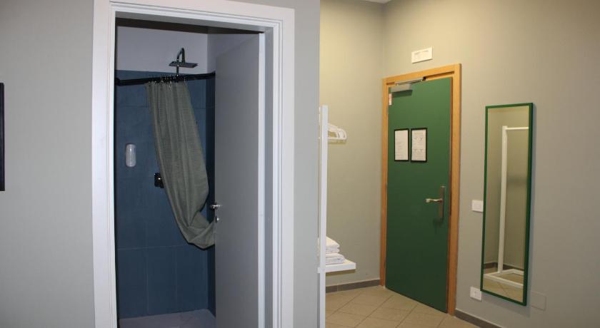Image of Double or Twin Room with Private Bathroom 5