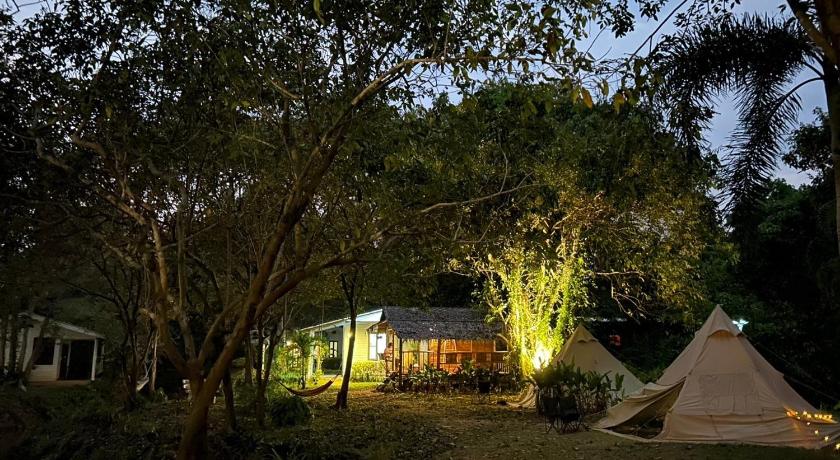 コ・マック (トラート) The River Retreat Koh Mak 3つ星 ホテル ロビー