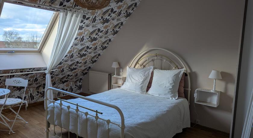 Chambre Rose Blanche