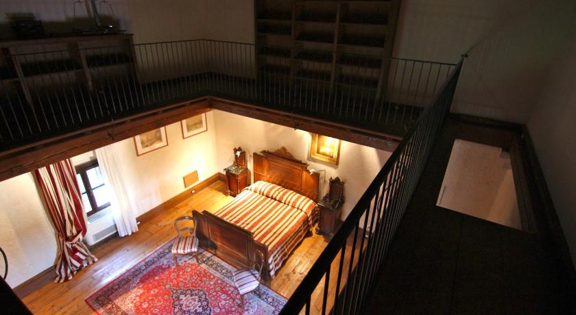 Image of Suite with Spa Bath 15
