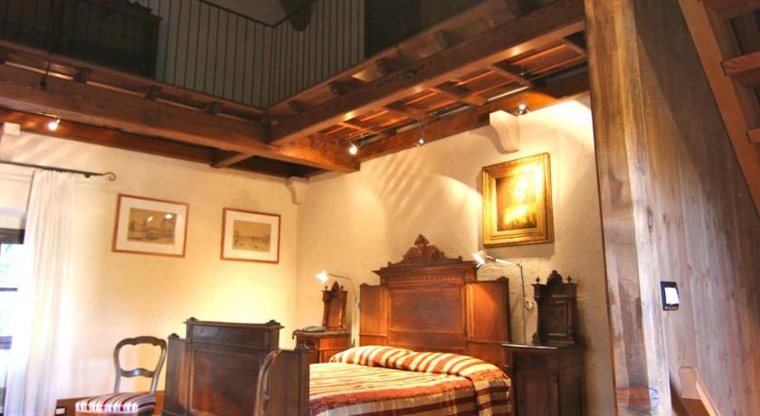 Image of Suite with Spa Bath 7