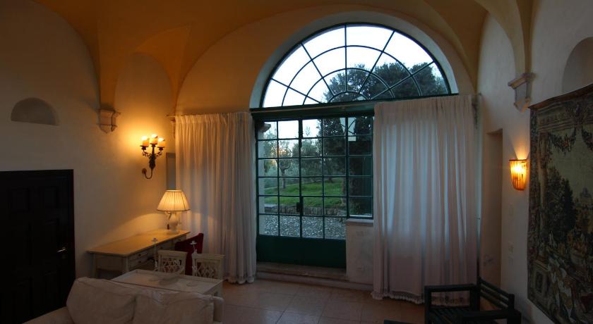 Image of Suite with Pool View 8