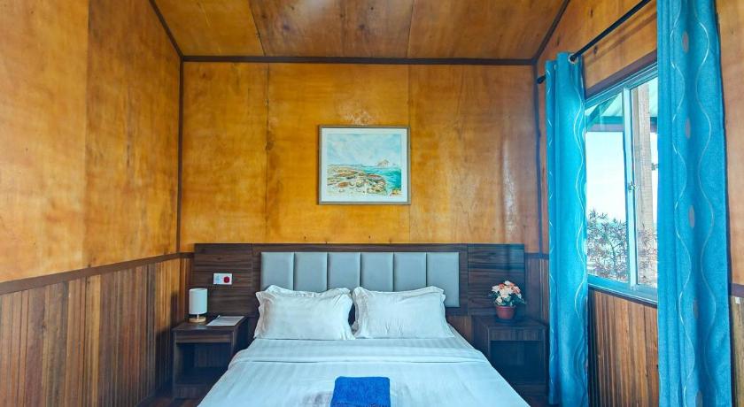 Image of Deluxe Sea View Double Room 17
