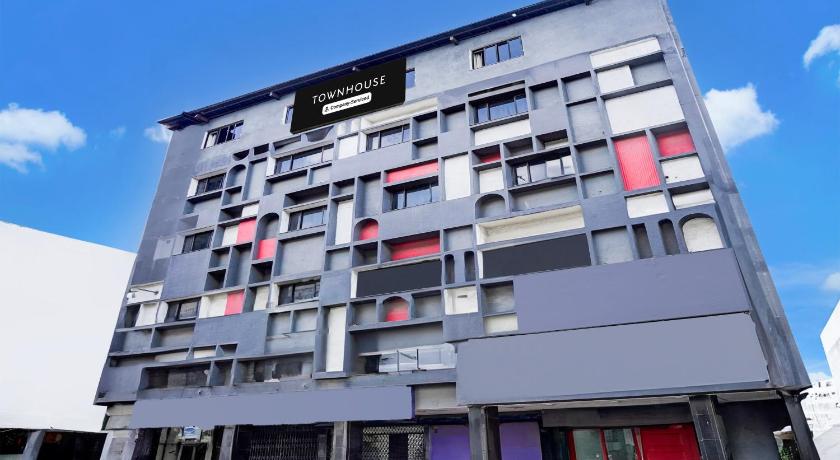 Super Townhouse Nagpur Railway Station formerly Orient Avenue – Nagpur, OH