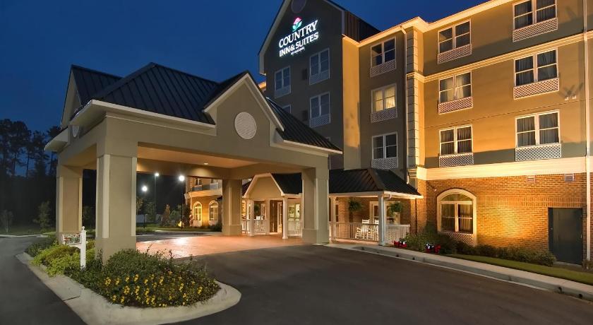 Country Inn & Suites by Radisson, Summerville, SC