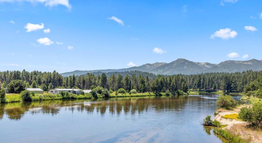 カスケード (ID) Birch Glen Hotel 4つ星 ゲストハウス 施設