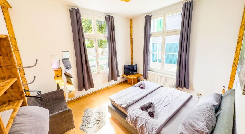 # 111 CAVE-Flat in Lennep Altstadt