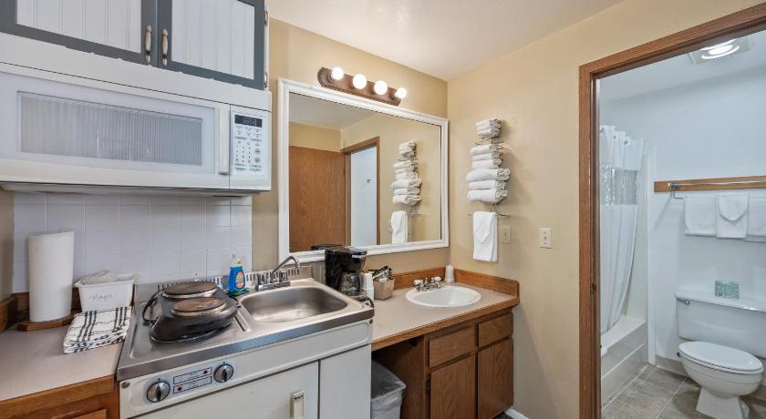 カスケード (ID) Birch Glen Hotel 4つ星 ゲストハウス 外観