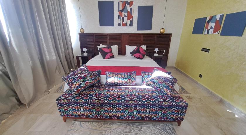Image of Suite vue mer 8