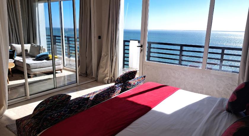 Image of Suite vue mer 6