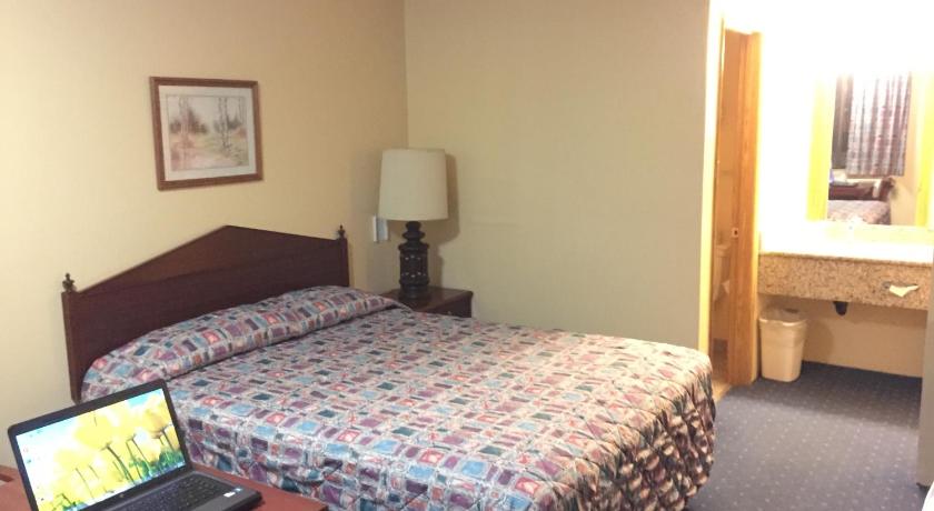 Stagecoach Inn Motel photo