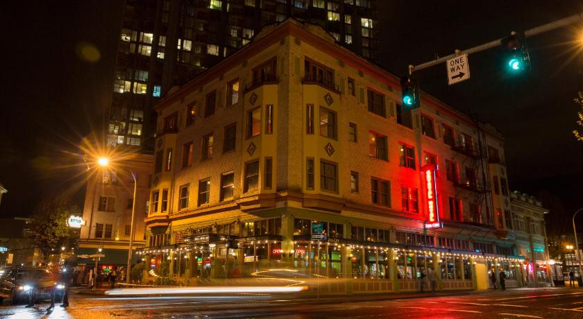 McMenamins Crystal Hotel photo