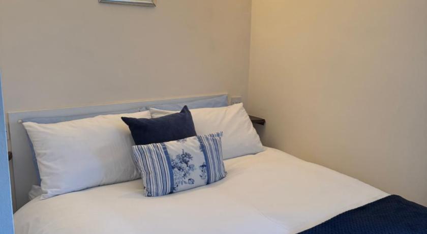 Image of Budget Double Room 1