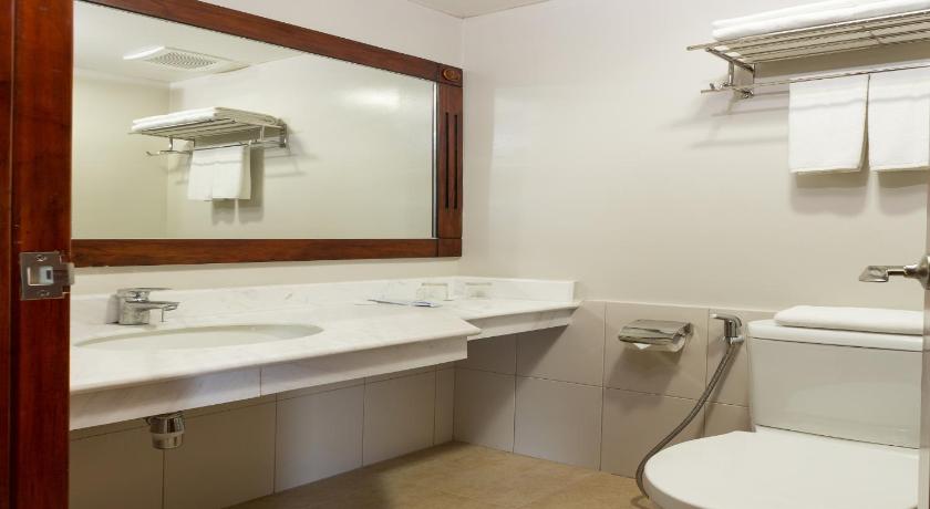 Image of Deluxe Room 2
