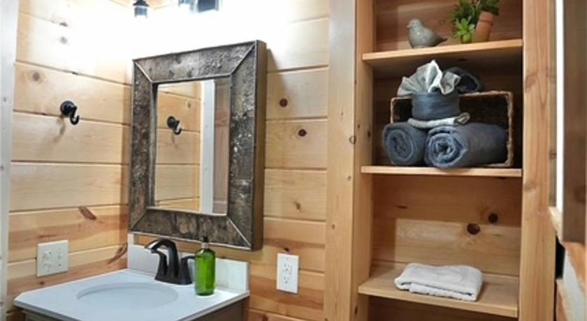 Carton (TN) Rustic Rewind Accommodation restaurant