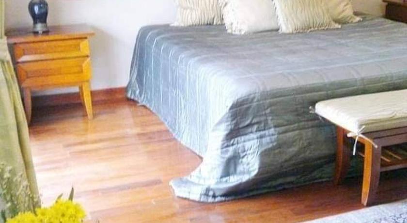 Image of Standard Double Room with Mountain View 13