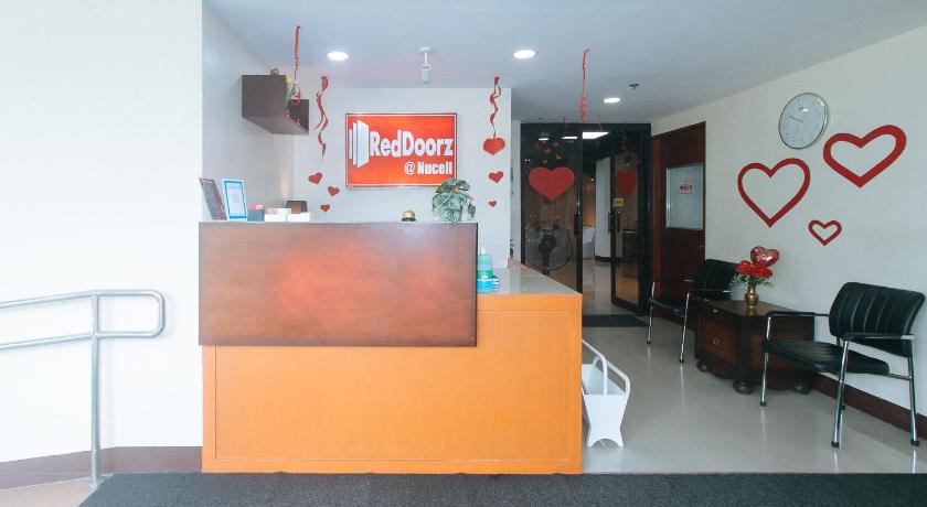 宿务 RedDoorz at Nucell  1星级 酒店 客房
