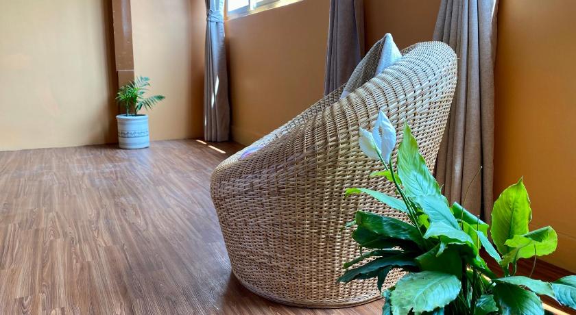 Spacious BOHO Studio Apartment — Kathmandu (3)