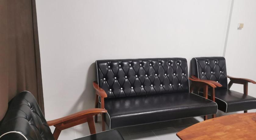 Bangkok Townhouse one Bedroom can cooking| Near Safari  3-Star Guesthouse restaurant