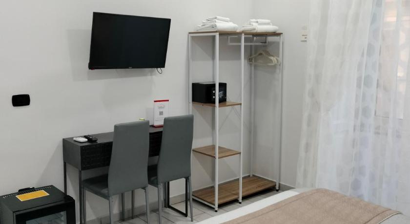 Image of Double Room with Private Bathroom 14