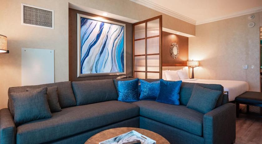 Las Vegas High Floor Strip View Suite& No Resort Fee& Free Valet 4-Star Accommodation view