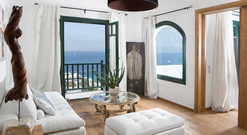 Tharroe of Mykonos Boutique Hotel