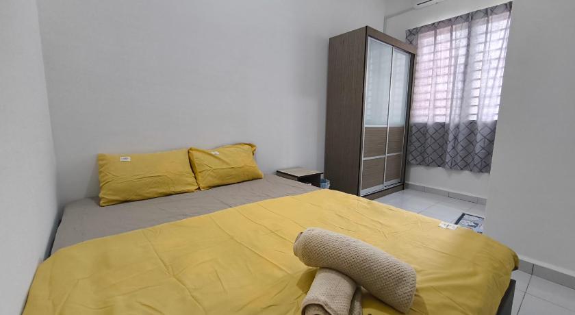 바투 파핫 바투 파핫의 프라이빗 하우스 (m², 침실 4개, 프라이빗 욕실 3개) (Batu Pahat Putera Indah Homestay 13 pax by Ngio ) 4성급 게스트하우스 레스토랑