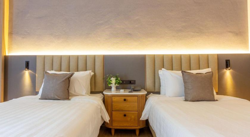 Image of Deluxe Double Room 3