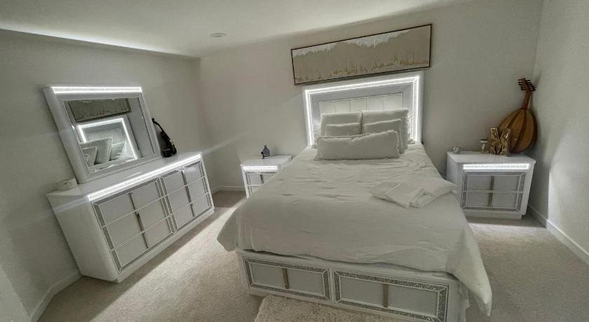 斯帕纳韦 Master bedroom, Spanaway 4星级 住宿 套房