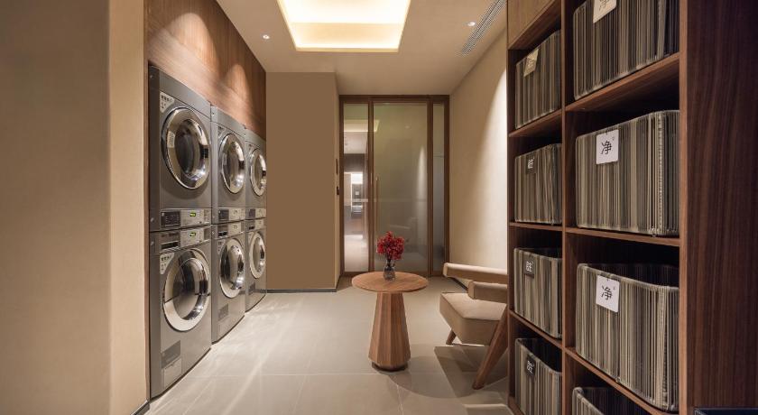 Atour Hotel Beijing Haidian Qinghe MixC – Beijing, NY