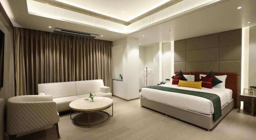 Marigold - Newly Renovated Hotel 