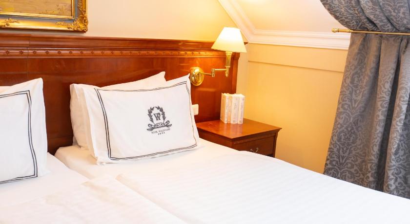 Image of Standard Double or Twin Room 14