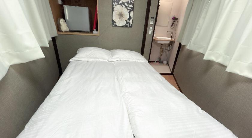 Tokyo 池袋巣鴨ハウス一棟丸ごと貸切りIkebukuro Sugamo House-Private Entire Building 3-Star Accommodation lobby