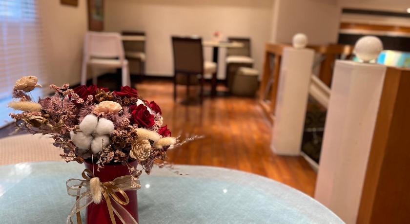 Taipei Happiness Hotel 3-Star Hotel pool