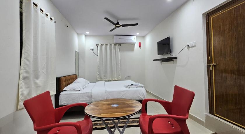 Vizag's DESTINY INN - image 9