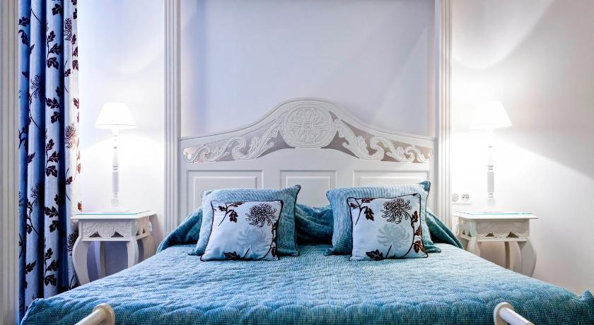 Image of Superior Triple 3