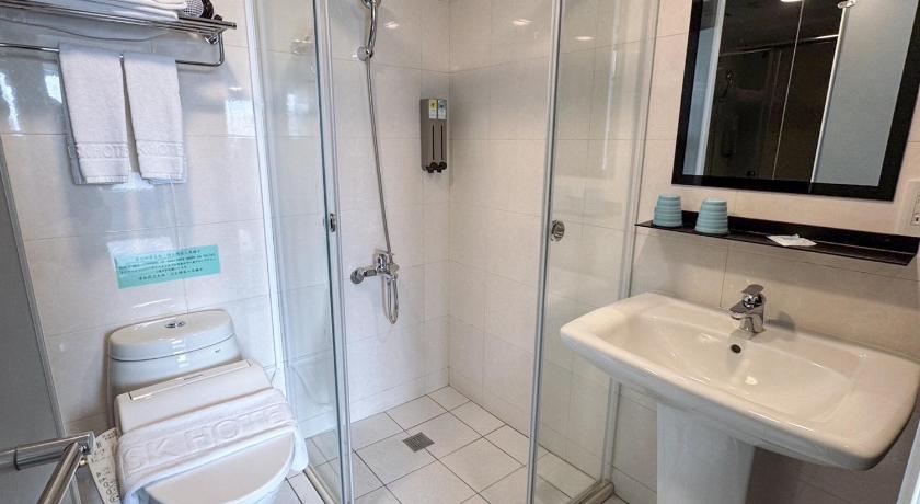 Taipei Sky Gate Hotel 3-Star Hotel exterior