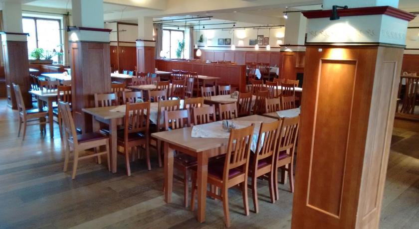 エクステット Hotel Unterwirt 3つ星 ホテル レストラン