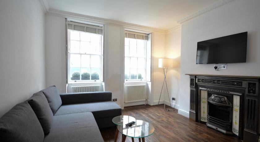 Two-Bedroom Apartment, Bloomsbury Residences in London