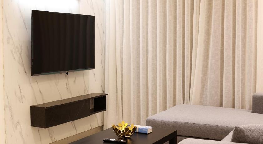 Kuwait City Bhomed Shaab 4-Star Guesthouse lobby