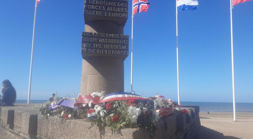 Saint-Aubin-sur-Mer Relais du Cap romain 3-Star Hotel suite