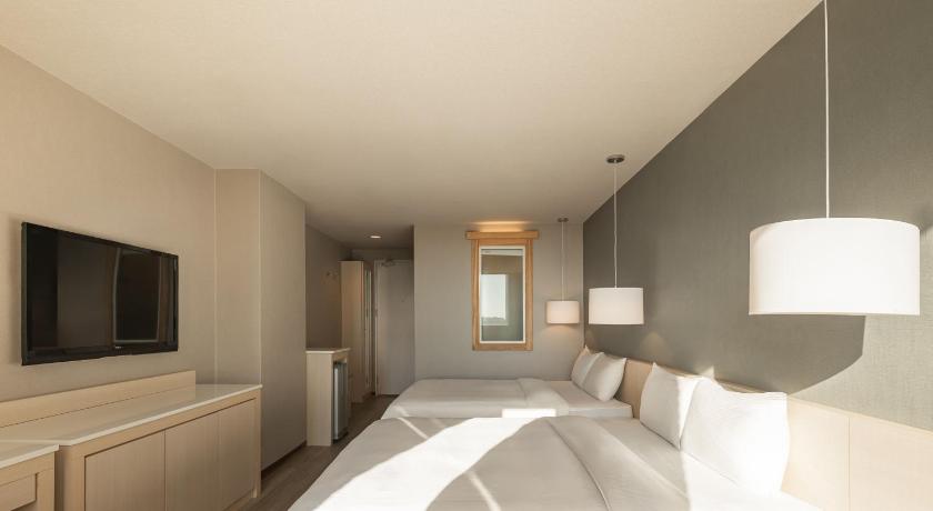 Image of Deluxe Quadruple Room 3