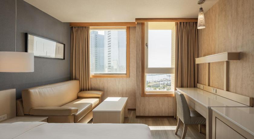 Image of Deluxe Quadruple Room 4