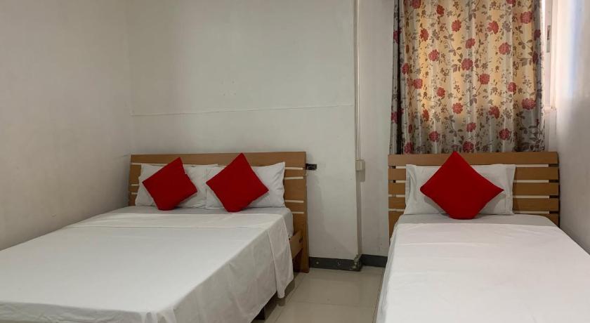 Image of Family Room 1
