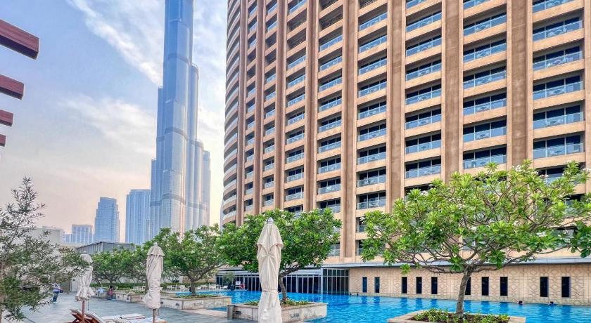 SuperHost EMAAR Residences Fashion Avenue - image 6