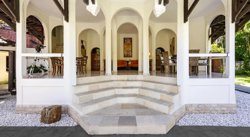 Urbanest Inn Villa - image 18