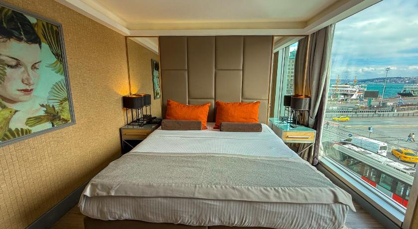 Image of Deluxe Double Sea View 11