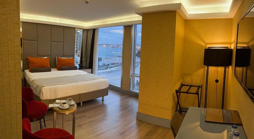 Image of Deluxe Double Sea View 3