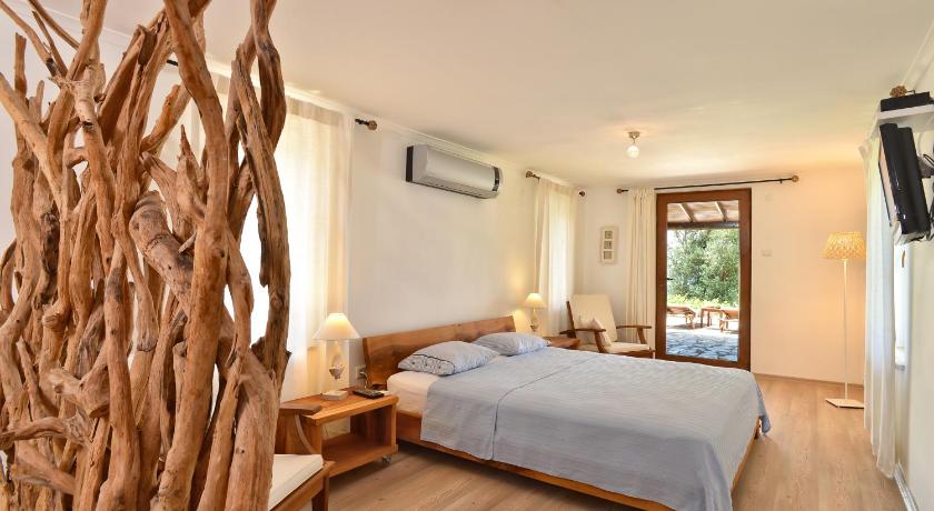 Zephyros Hotel - image 7