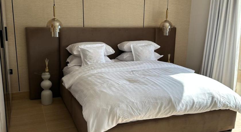 ダンマーム Three bedrooms compound - شقة انيقة ثلاث غرف كمباوند 3つ星 シングルルーム スイート